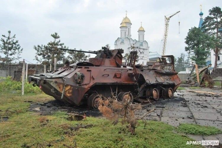 Дороги Донеччини «всіяні» згорілою російською технікою - Генштаб (Відео)