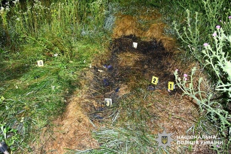 Українка через ревнощі облила бензином свого чоловіка з коханкою – і підпалила...