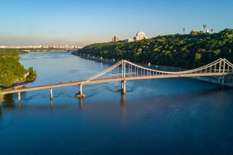 Протягом доби з Дніпра у Києві витягли трьох потопельників