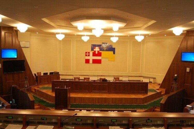 Шестеро новообраних депутатів Волиньради відмовилися від мандатів