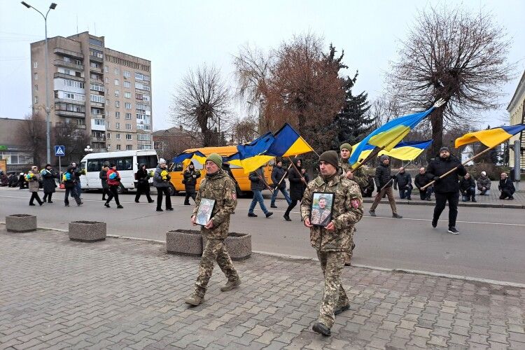 На Волині попрощалися одразу з двома Героями «на щиті»