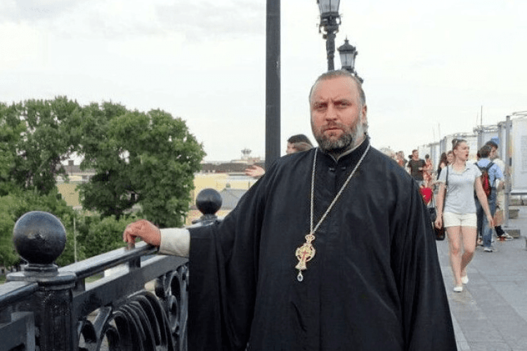 «Сторінку зламали»: володимир-волинський священник стверджує, що не вітав Путіна
