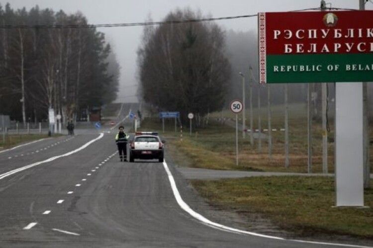У Латвії запропонували ввести надзвичайний стан на кордоні з Білоруссю