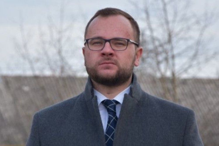 Луцьк: спочатку завершать ремонт дворів з минулорічного переліку