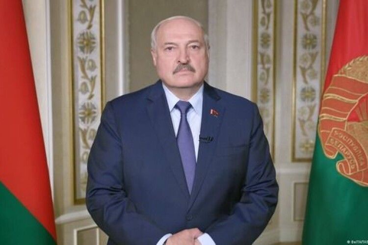 лукашенко поговорив на зустрічі з путіним про виїзд росіян на фоні мобілізації