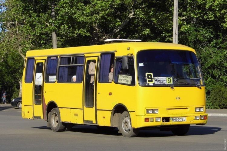 Студенти програли суд щодо пільгового проїзду у маршрутних таксі