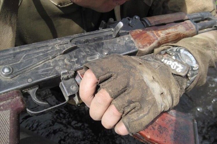 У Волинській та Рівенській областях роздаватимуть зброю