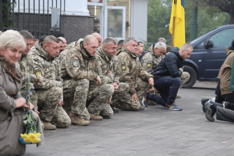 Луцьк на колінах провів в останню путь полеглих Героїв