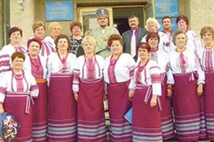 «БАРВИ ОСЕНІ»  З ГОЛОСОМ ВЕСНИ