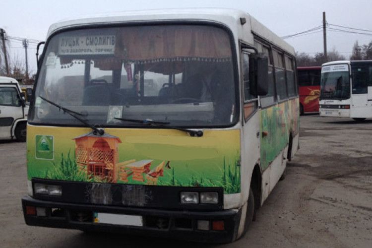 В Луцьку водій автобуса вирушив у рейс «піддатим»