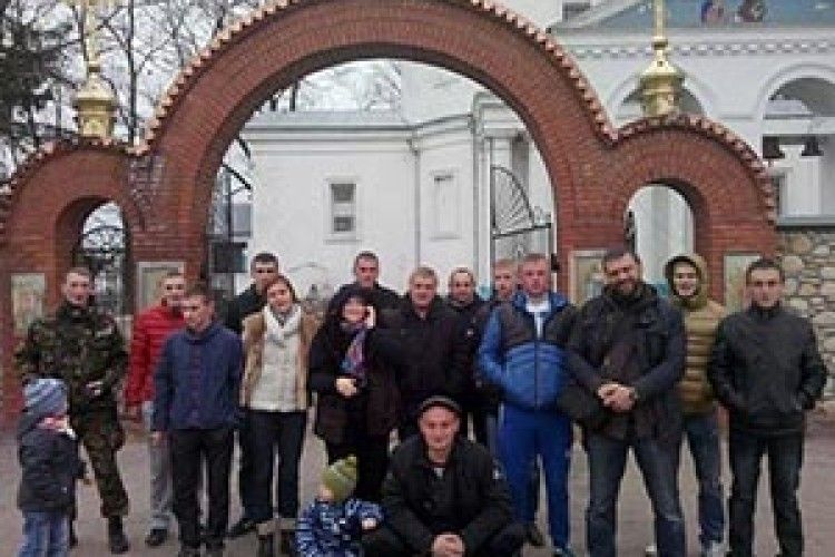 ВОНИ ВСЕ ЩЕ ВОЮЮТЬ У СВОЇХ СНАХ…