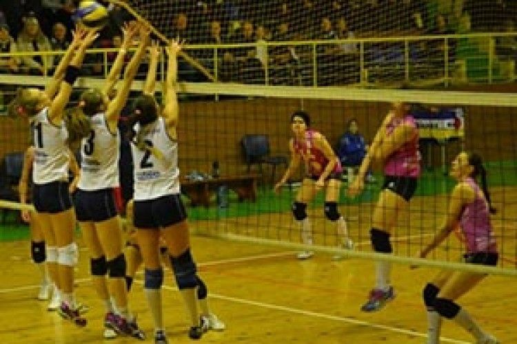 ПОДВІЙНИЙ УРОК  ВІД ВІЦЕ-ЧЕМПІОНОК