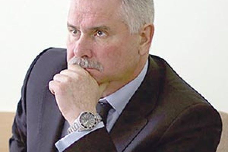 У ШАХТАРСЬКОМУ МІСТІ НАЙБІЛЬШЕ ЛЮБЛЯТЬ САПОЖНІКОВА  І «БАТЬКІВЩИНУ»