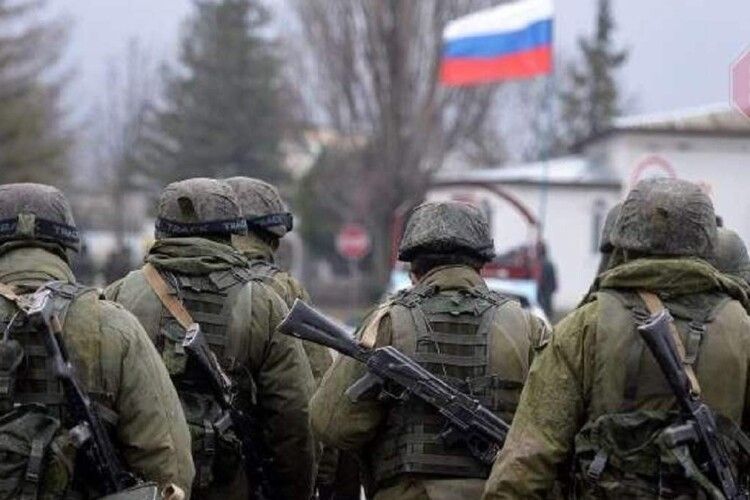 У росії матері почали «штурмувати» військкомати, щоб забрати синів з війни в Україні