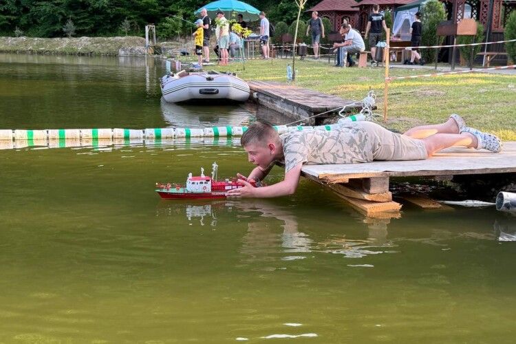 Волинська хвиля перемог: юні вихованці гуртка судномоделювання стали призерами Чемпіонату України
