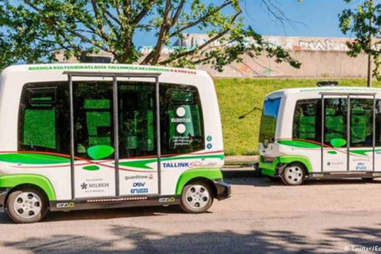 І це не фантастика: в Естонії почали їздити автобуси без водіїв! (Фото, відео)