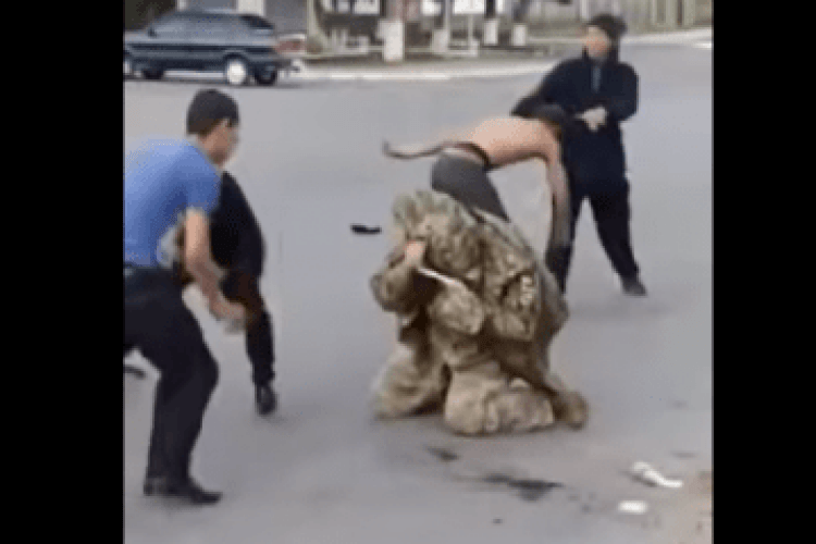 Голову Торчинської ОТГ оштрафували через відеозвернення після нападу ромів на ветерана АТО