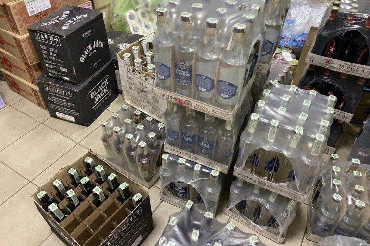 В Устилузі вилучили контрафактного алкоголю на 200 тисяч гривень (Фото)