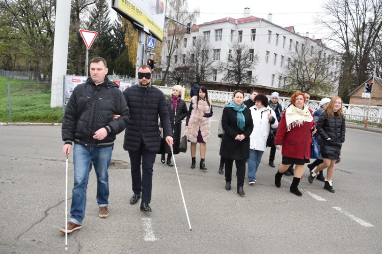 Ігор Поліщук «осліп» на день, щоб відчути проблеми незрячих