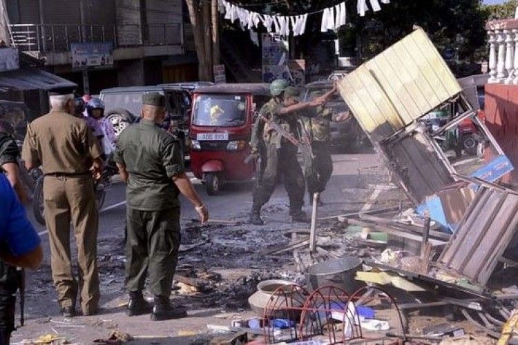 Зіткнення мусульман і буддистів у Шрі-Ланці: введено надзвичайний стан