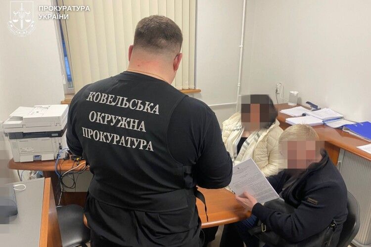 На Волині чиновниця купила «золоті» генератори