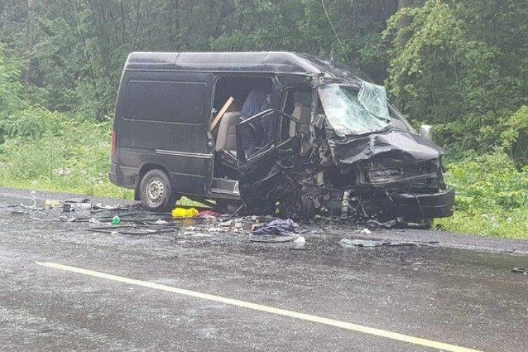 У ДТП на Львівщині загинула іноземка, ще семеро – травмовані