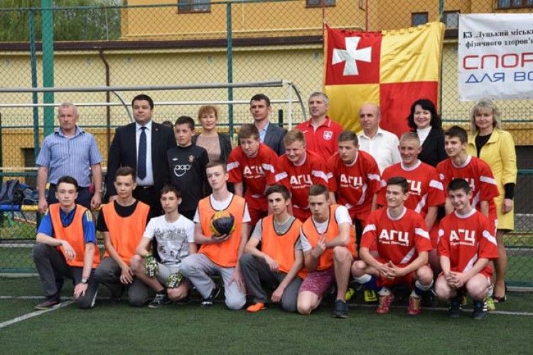Відбулося урочисте відкриття Чемпіонату Луцька з дворового футболу, присвяченого пам’яті Миколи Романюка