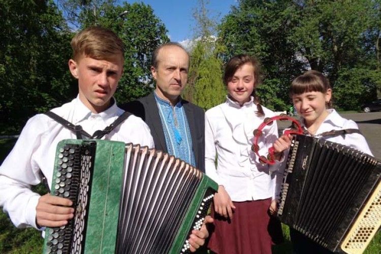 У Горохові розшукували… баяніста
