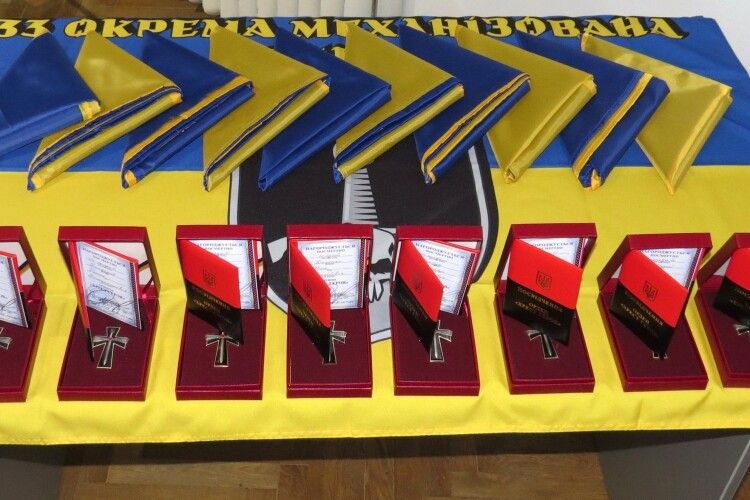 Віддали життя за побратимів: орден «Хрест Героя» передали рідним полеглих Захисників із Волині