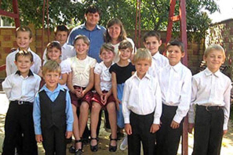 У ХАТІ БІРУКІВ ВИХОВУЮТЬ ПАТРІОТІВ