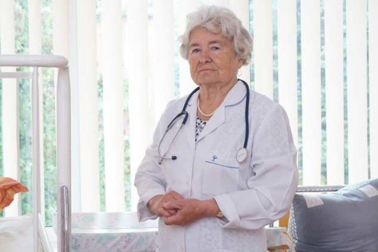 У педіатра Ніни Гуцуляк — 58 років лікарського стажу