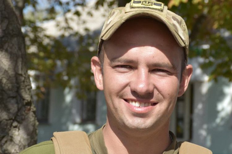 На День вчителя волинська 14 бригада розповіла про свого офіцера-педагога (фото)