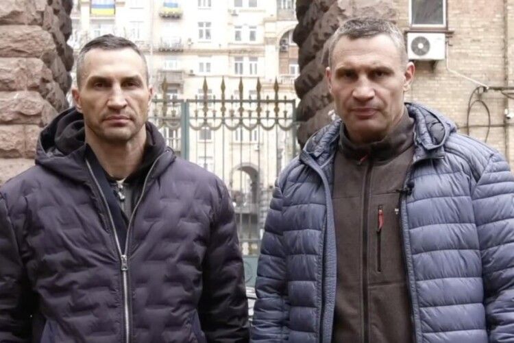 Брати Клички заявили, що зі зброєю в руках битимуться на вулицях Києва за столицю своєї Батьківщини