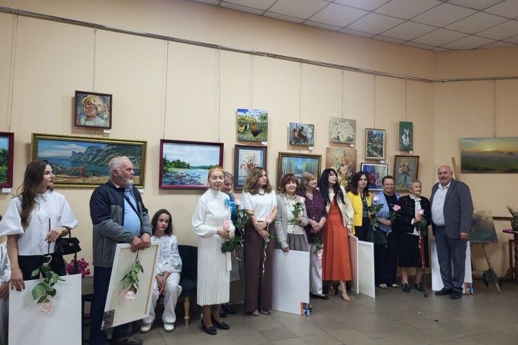 До Дня художника у Ковелі представили роботи 15 місцевих митців