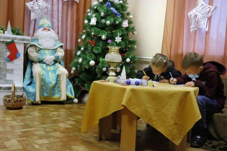 У Володимирі відкрили резиденцію Святого Миколая (Відео)