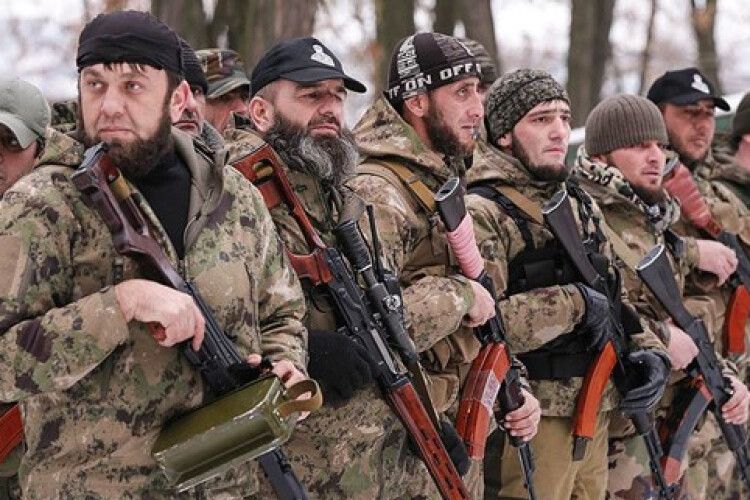 Спецпризначенці звільнили 600 пацієнтів психоневрологічного диспансеру на Київщині, яких взяли у заручники озвірілі «кадировці»