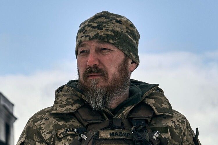 Легенда аеророзвідки «Мадяр» отримав почесний «Хрест заслуги» від Сирського