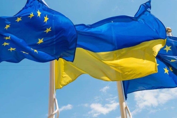 Порошенко про результати міжнародної донорської конференції: вода камінь точить