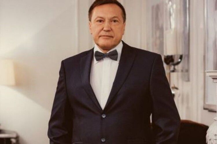 В Індії один із найбагатших депутатів росії випавз вікна готелю