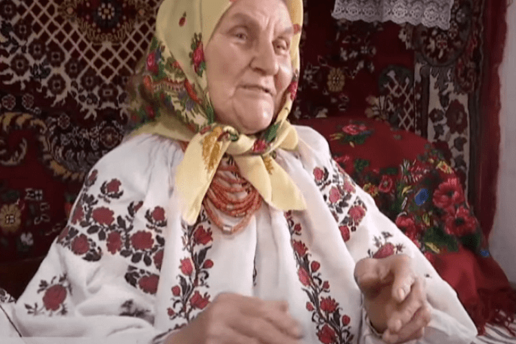 82-річна бабуся стала зіркою Тік-Току (Відео)