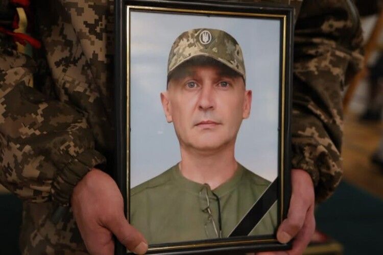 На трьох будинках у Луцьку встановлять меморіальні дошки полеглим Захисникам