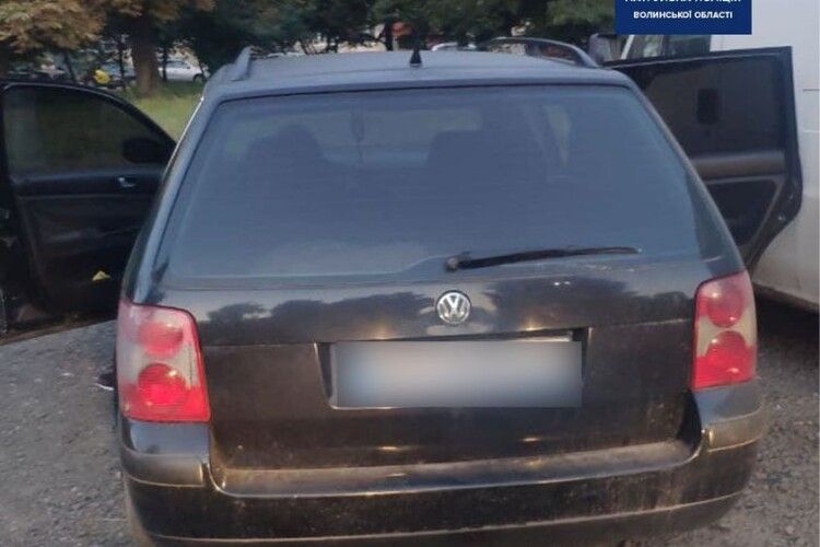 Здала музика: у Луцьку виявили авто, яке було в розшуку через аварію