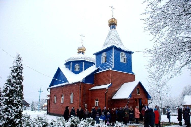 Святотроїцькій церкві в Тоболах «стукнуло» 70