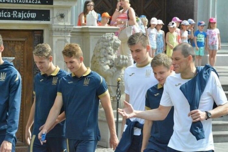 Воротар збірної України приєднався до молодіжної команди 