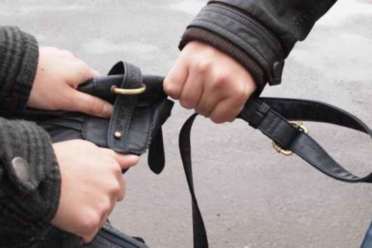 На Волині поліція викрила жителя Дніпропетровщини у скоєнні крадіжки, грабежу та розбійного нападу