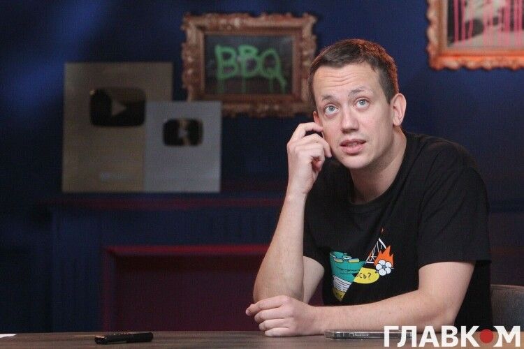 Блогер-мільйонник Олексій Дурнєв розказав, як швидко опанував українську мову