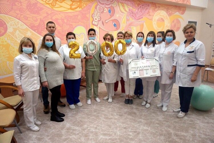 Киянка стала 2000-ю пацієнткою Волинського перинатального центру (Фото)