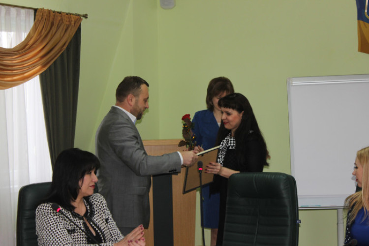 Нагородили учасників мистецького проекту «Вулиця Різдвяних Янголів»