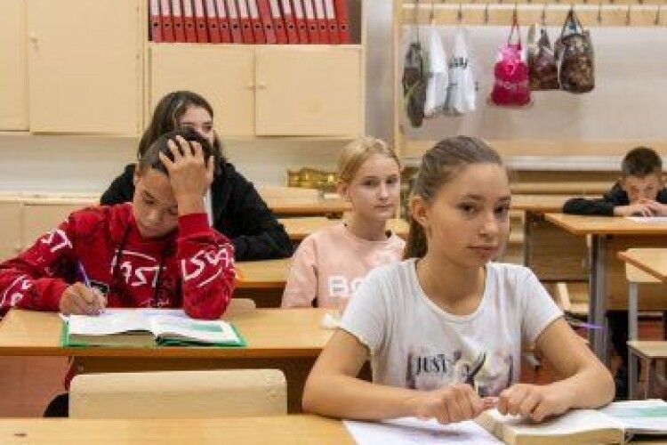У волинській громаді учні пішли до школи вперше за три роки (Фото)