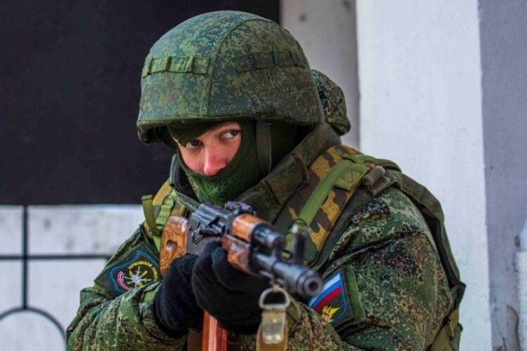 Всі сили військ РФ під Києвом розбито, загрози столиці немає, - Арестович